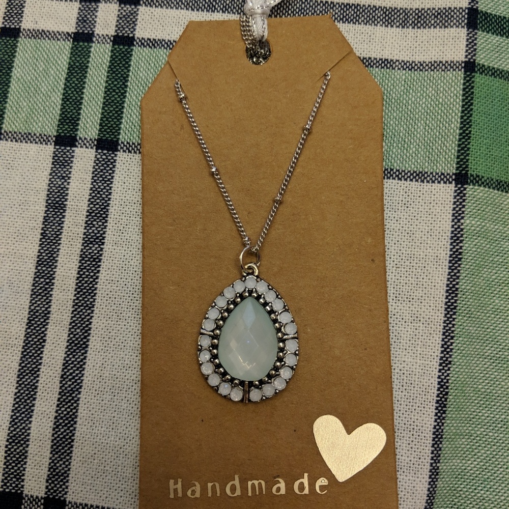 Handmade Light Green and White Pendant Necklace - Picture 8 of 8